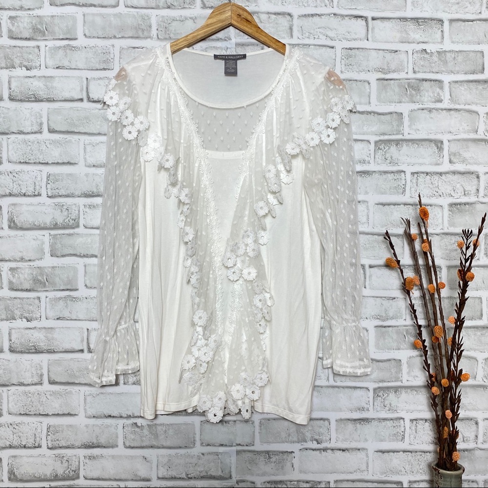 Kate & Mallory White Lace Sheer Top Sz M